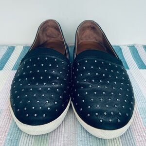 FRYE Melanie Slip On Black Studded Leather Flats Size 9M